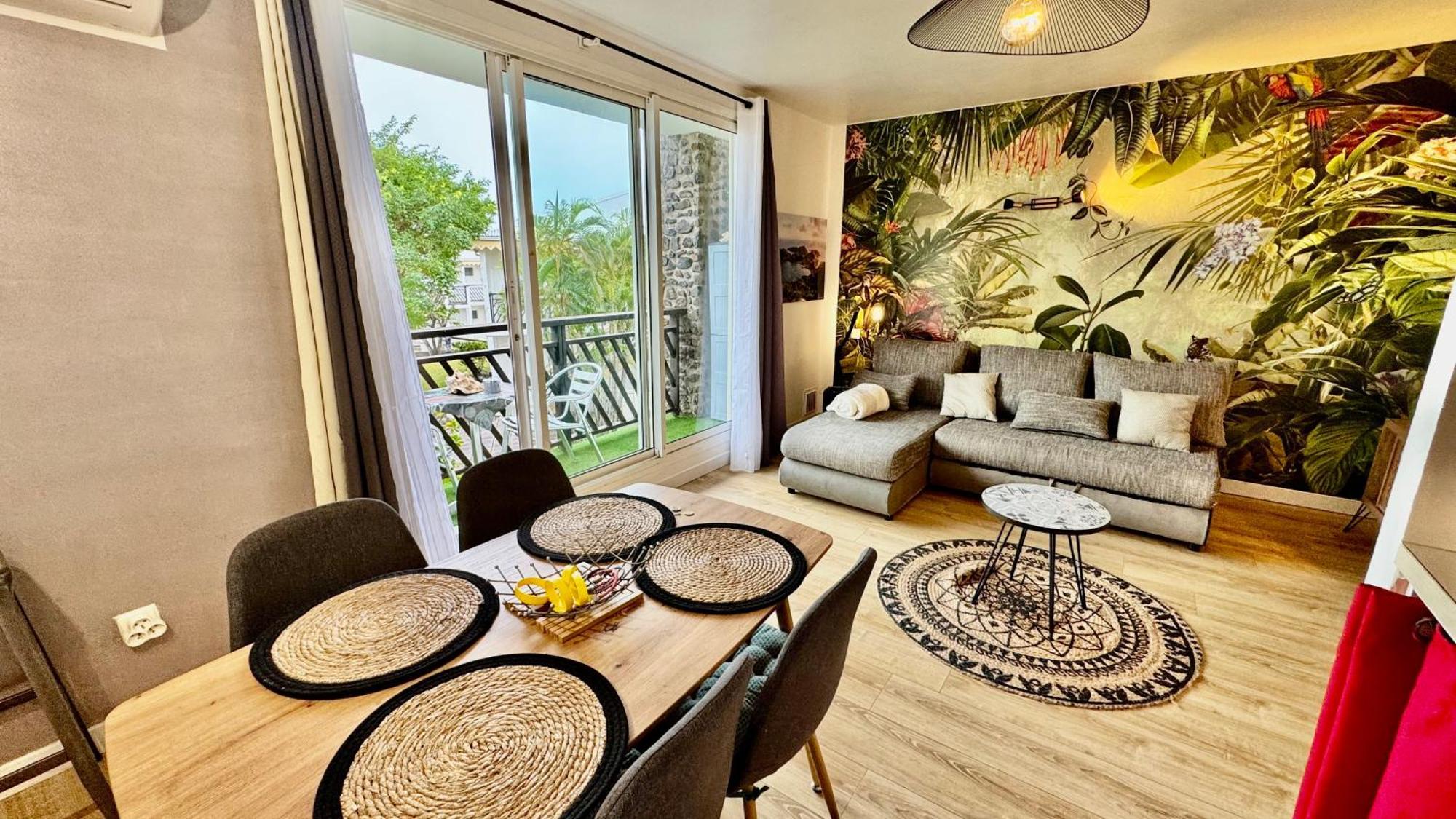 BIKINI&MARTINI Résidence MANGANAO Plage&Piscine privée Saint-Francois  Extérieur photo
