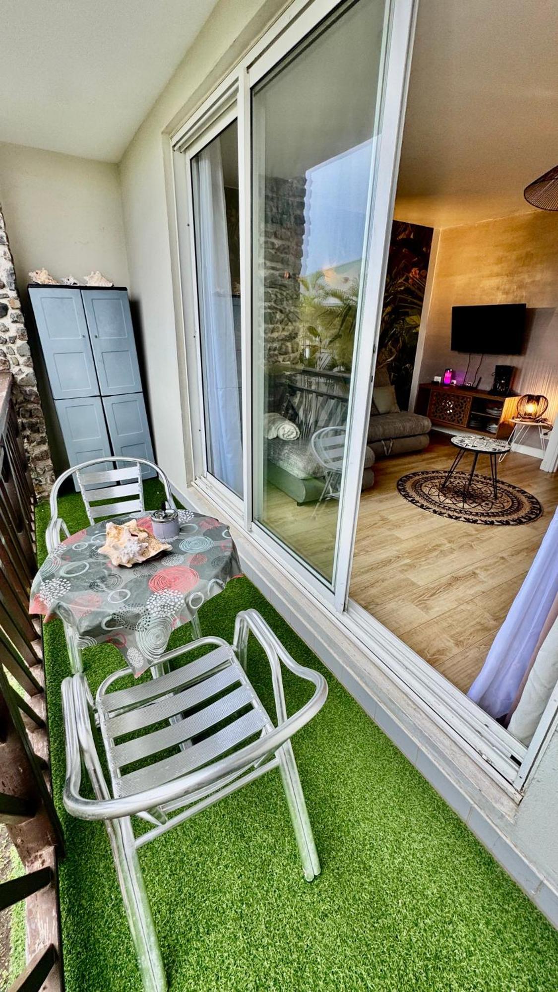 BIKINI&MARTINI Résidence MANGANAO Plage&Piscine privée Saint-Francois  Extérieur photo